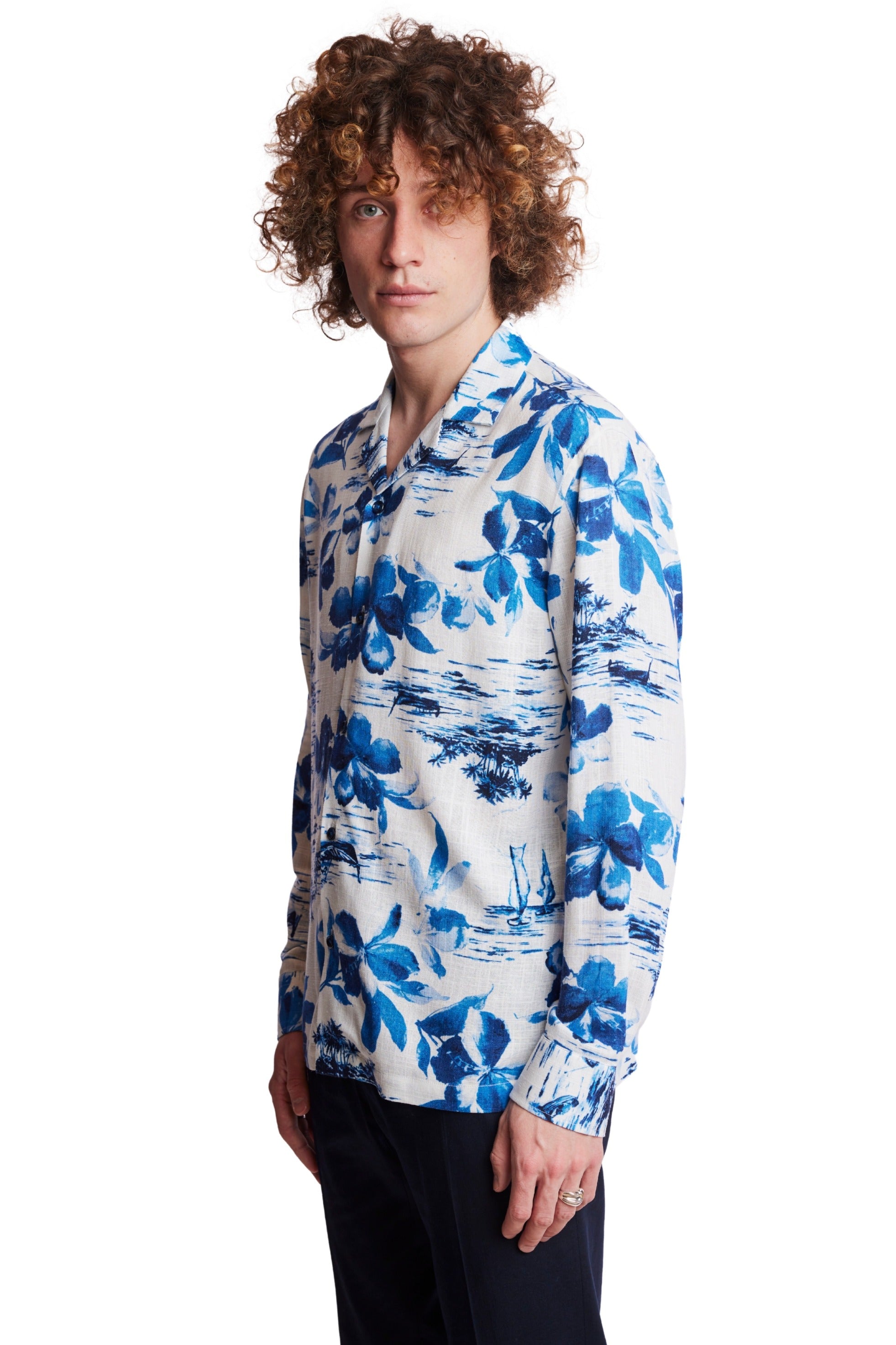 L/S Camp Collar Shirt - White Blue Vacation